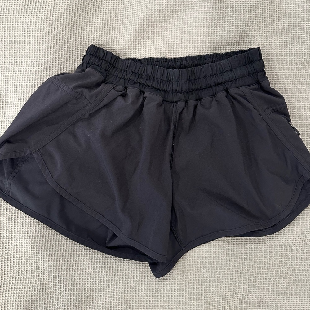 Lululemon shorts size 8
